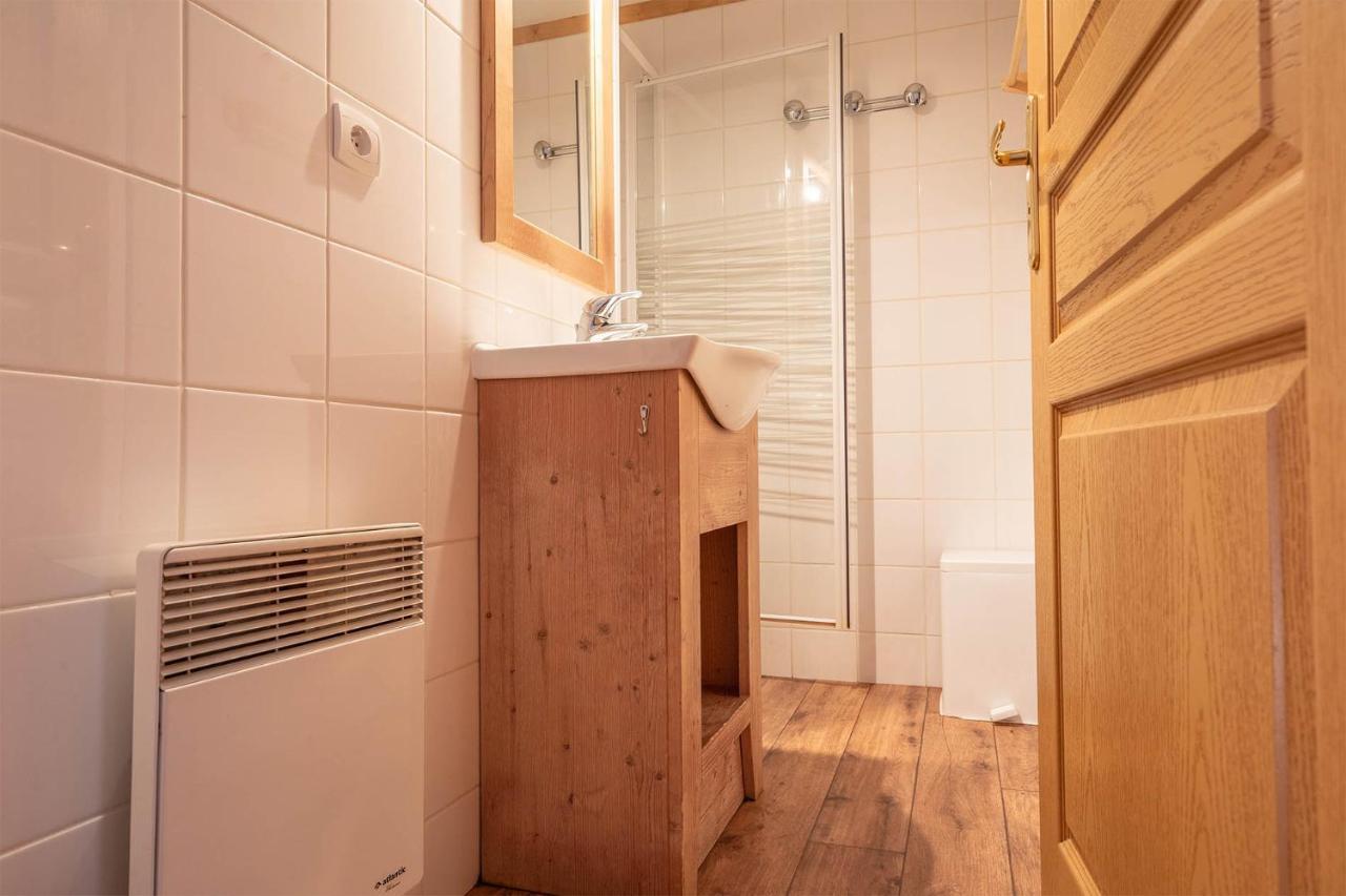 Madame Vacances Les Chalets Du Berger Premium*** La Féclaz Eksteriør bilde
